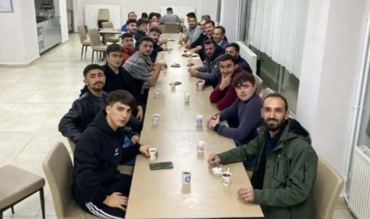 Müftü Verim Üniversite Öğrencileri İle Bir Araya Geldi