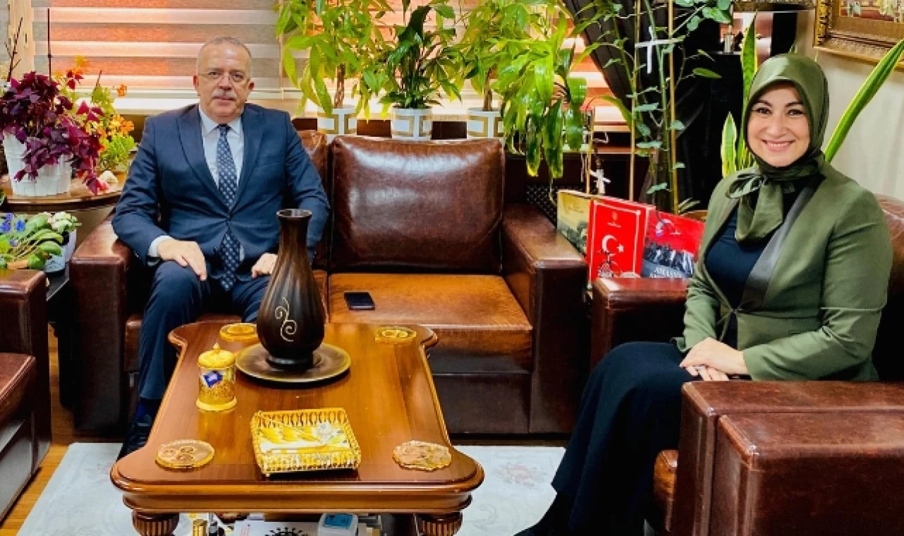 Rektör Turabi’den Şenel’e İade-i Ziyaret