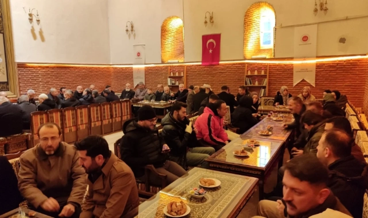 Sabah namazında şehitlerimiz için buluşuldu