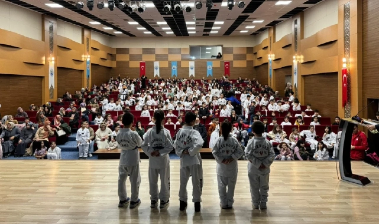 Suluova Müftülüğünden “Gençliğe Değer Her Şeye Değer”