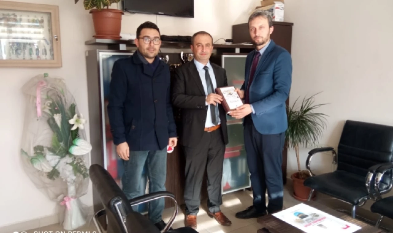 Umre Ödüllü Yarışma Okullara Tanıtıldı