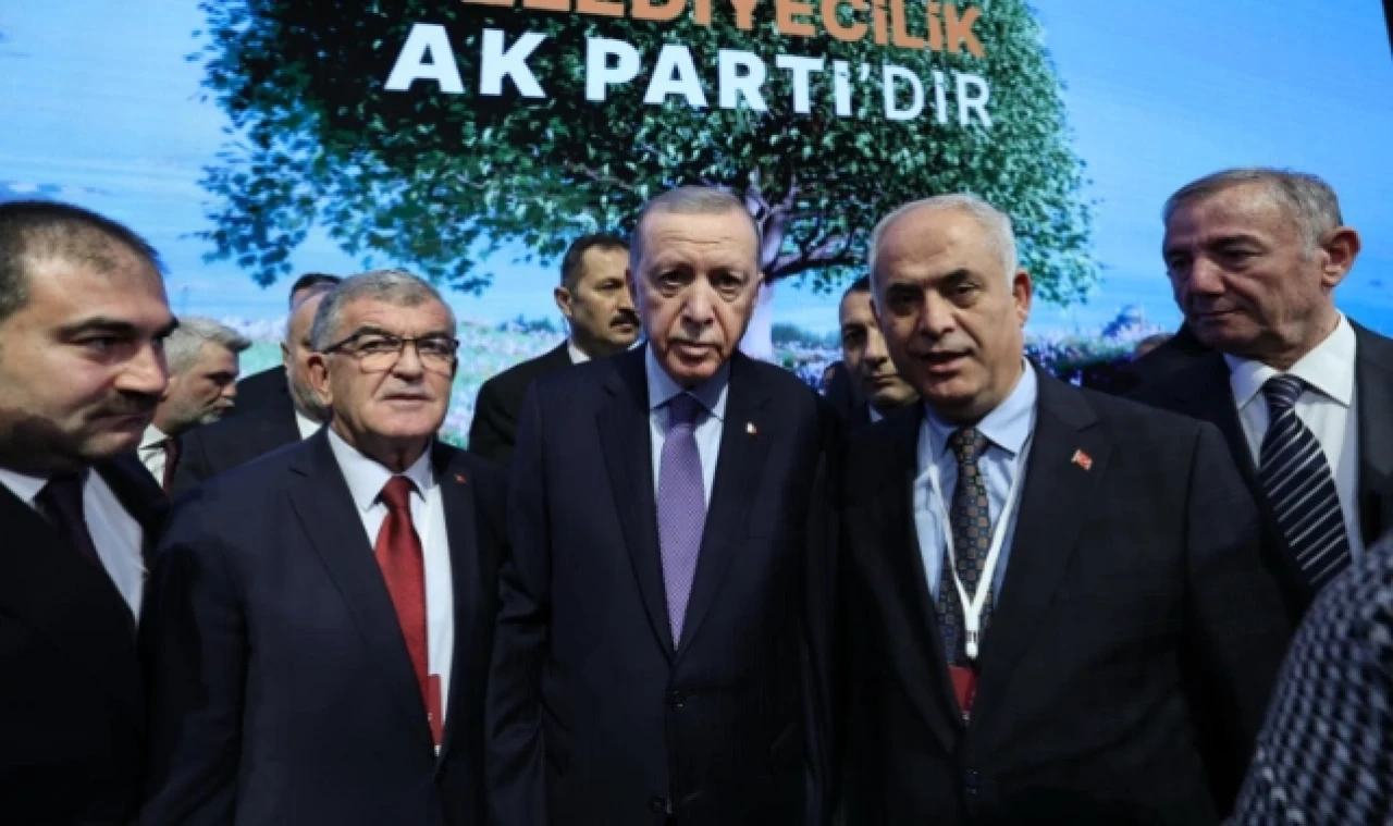 Uyanık, AK Parti Seçim Beyannamesi Tanıtım Toplantısına katıldı