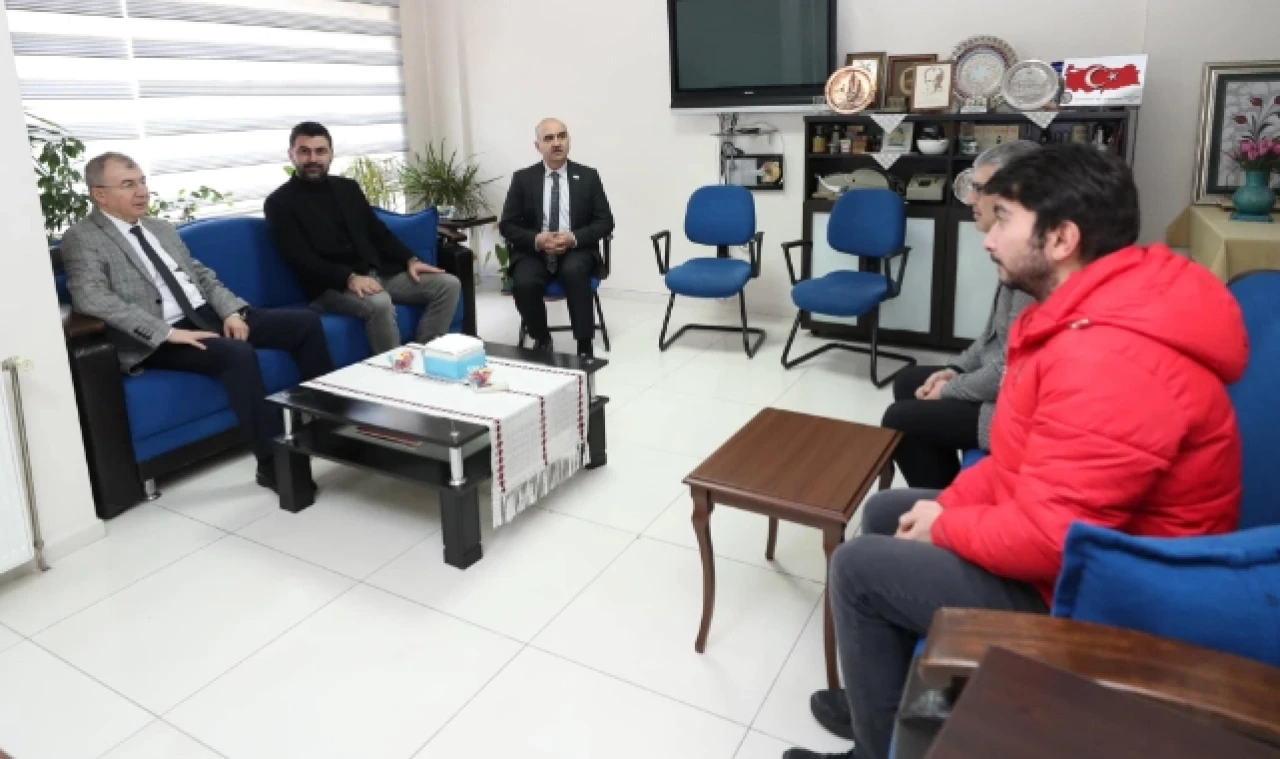 Vali Doruk, Vatandaşlarla Sohbet Etti