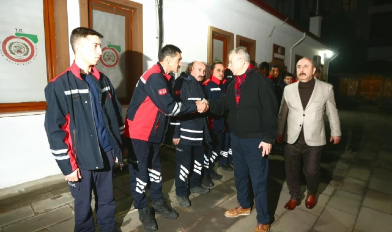 Vali Doruk yeni yılı vatandaşlarla karşıladı