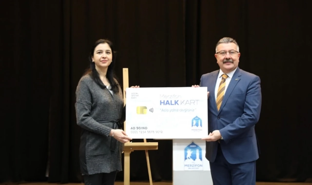 Yeni yılda kullanılacak Halk Kart’lar dağıtıldı