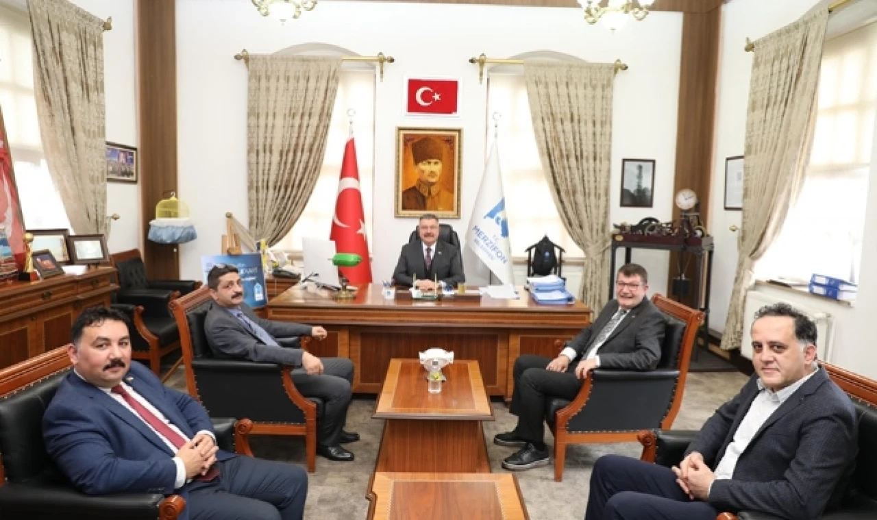 Yönetim Alp Kargı’yı makamında ziyaret etti