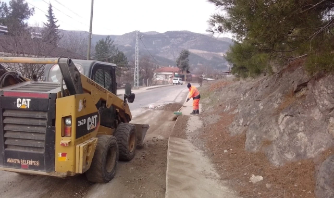 Amasya'da Temizlik Çalışmaları Aralıksız Devam Ediyor