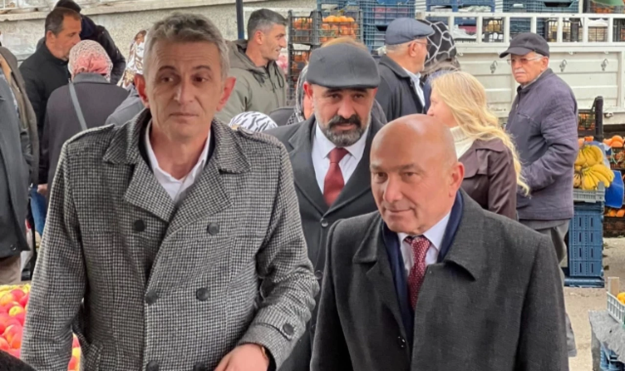 Arslan Pazar Esnafını Ziyaret Etti