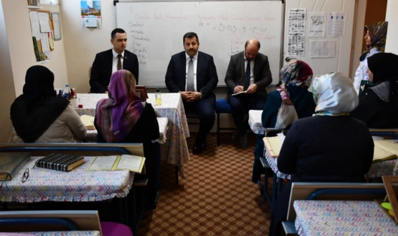 Büyükkaymakcı, Kur'an-ı Kerim Kurslarını Ziyaret Etti