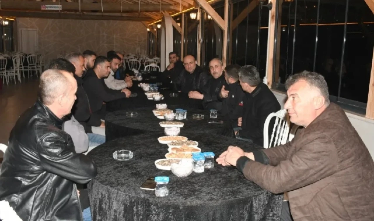 Çelik, Hafriyatçılarla Buluştu