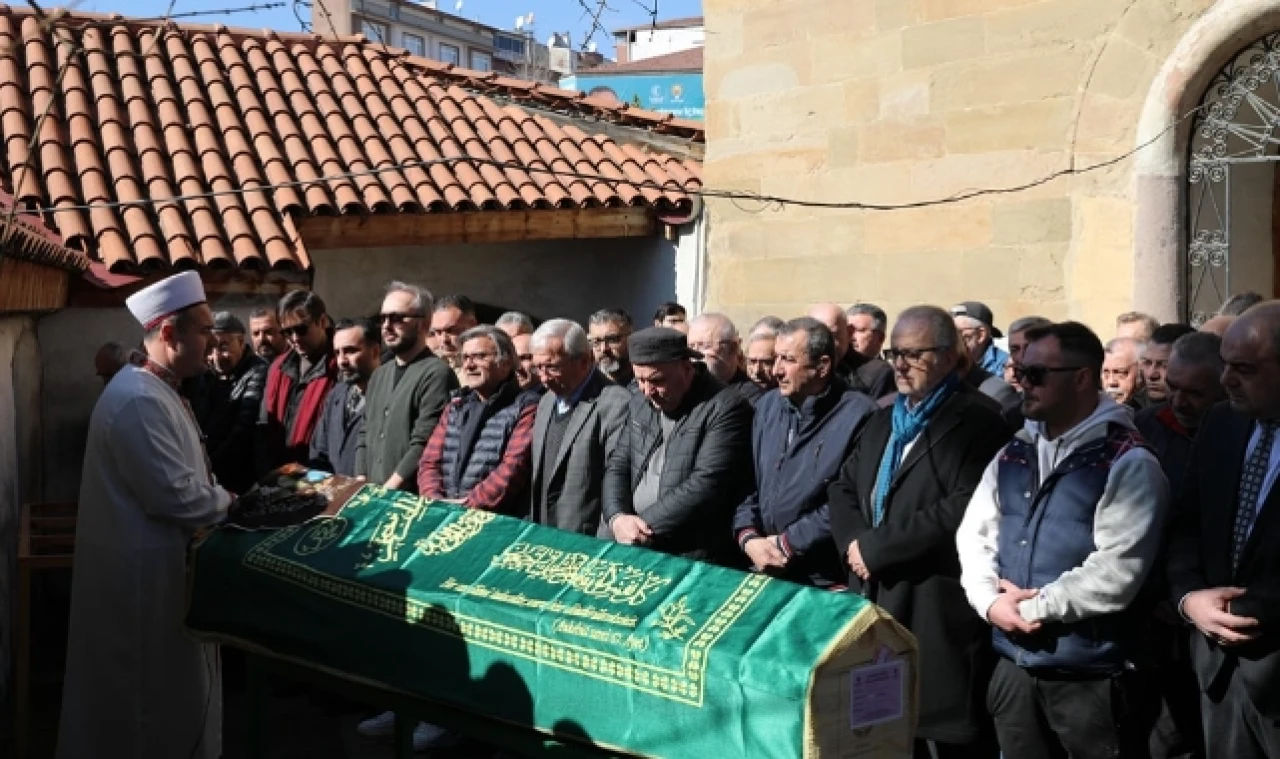 Fatma Menekşe son yolculuğuna uğurlandı