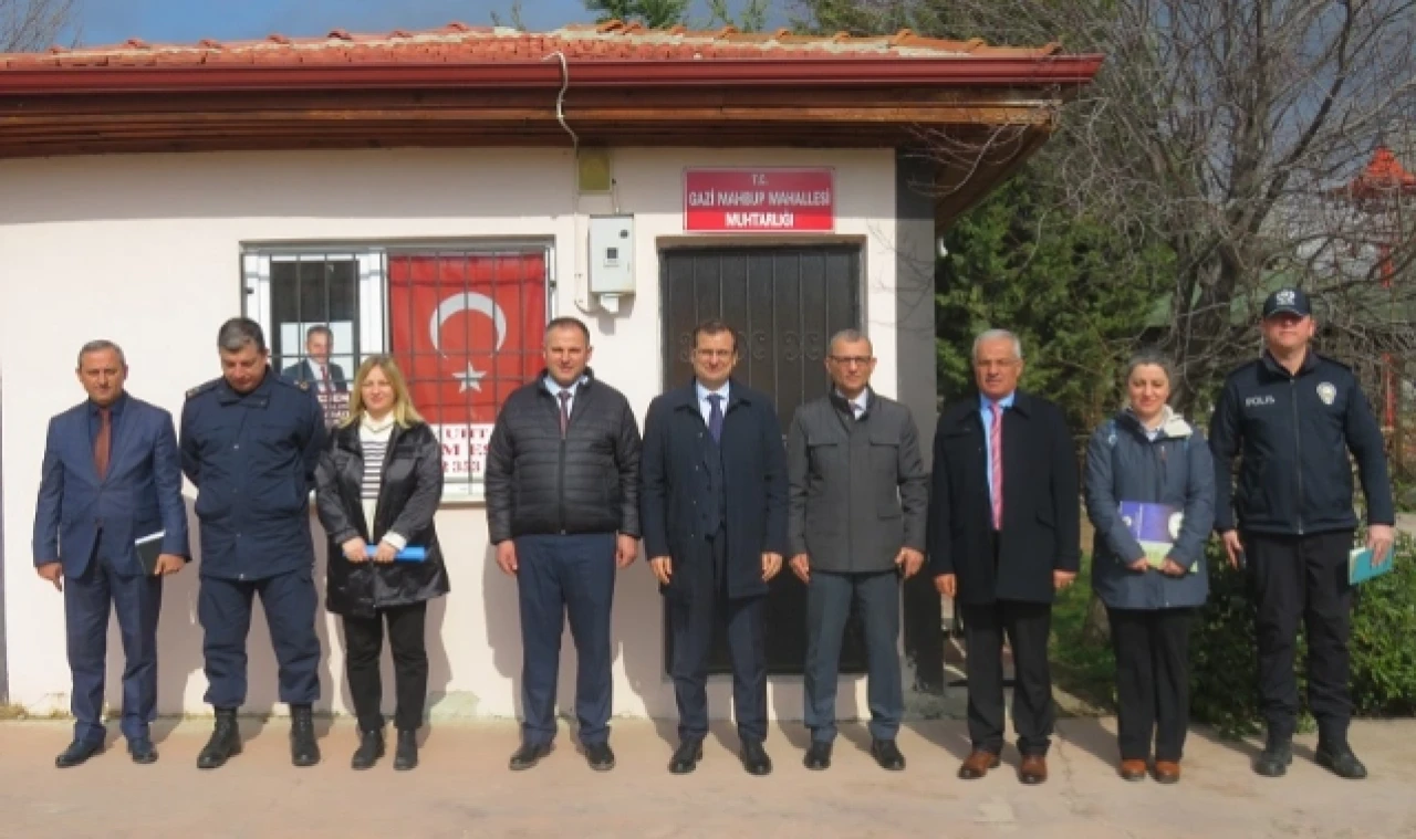 Gazimahbup Mahallesi Sakinlerinin Sorunlarını Dinledi