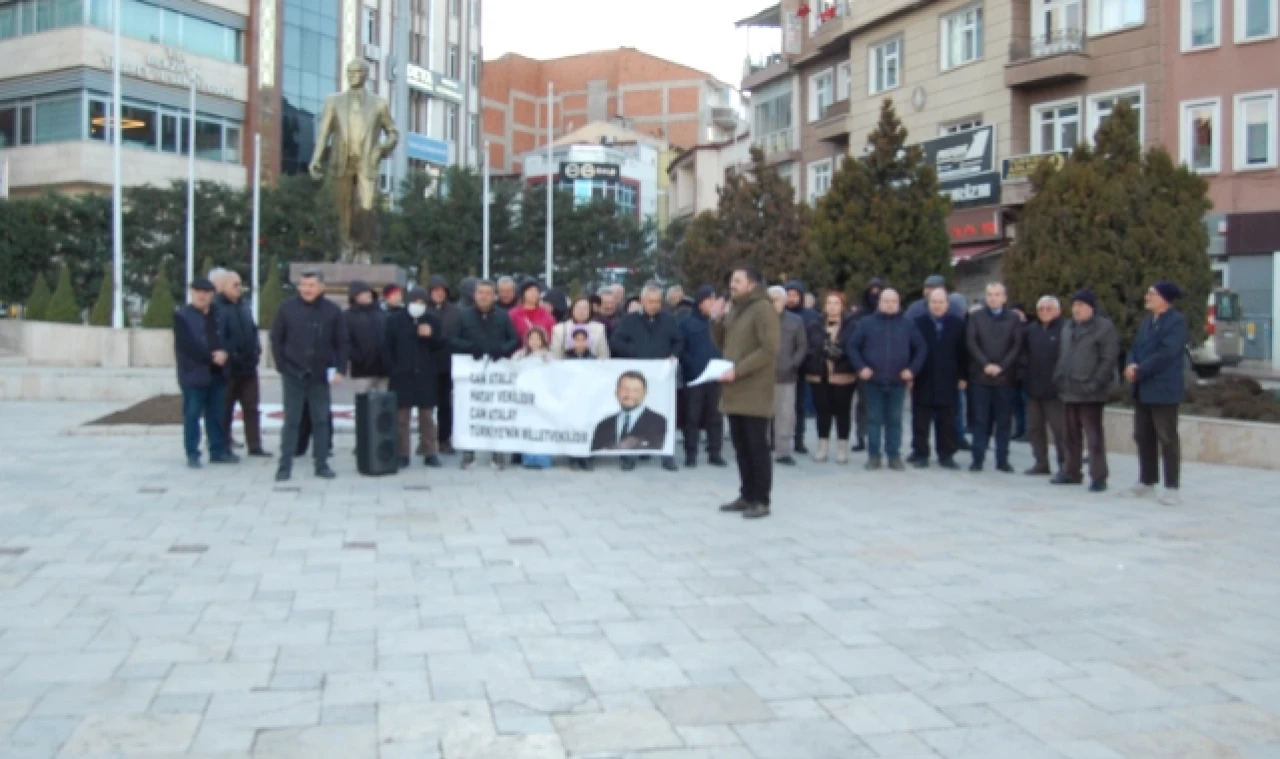 Karabek: Hatay halkı vekiline kavuşacak