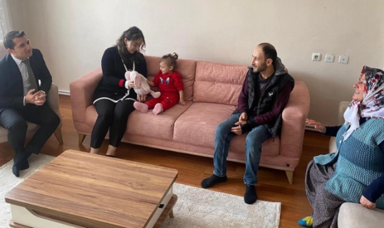 Kartal, Hane Ziyaretleriyle İhtiyaçları Tespit Ediyor