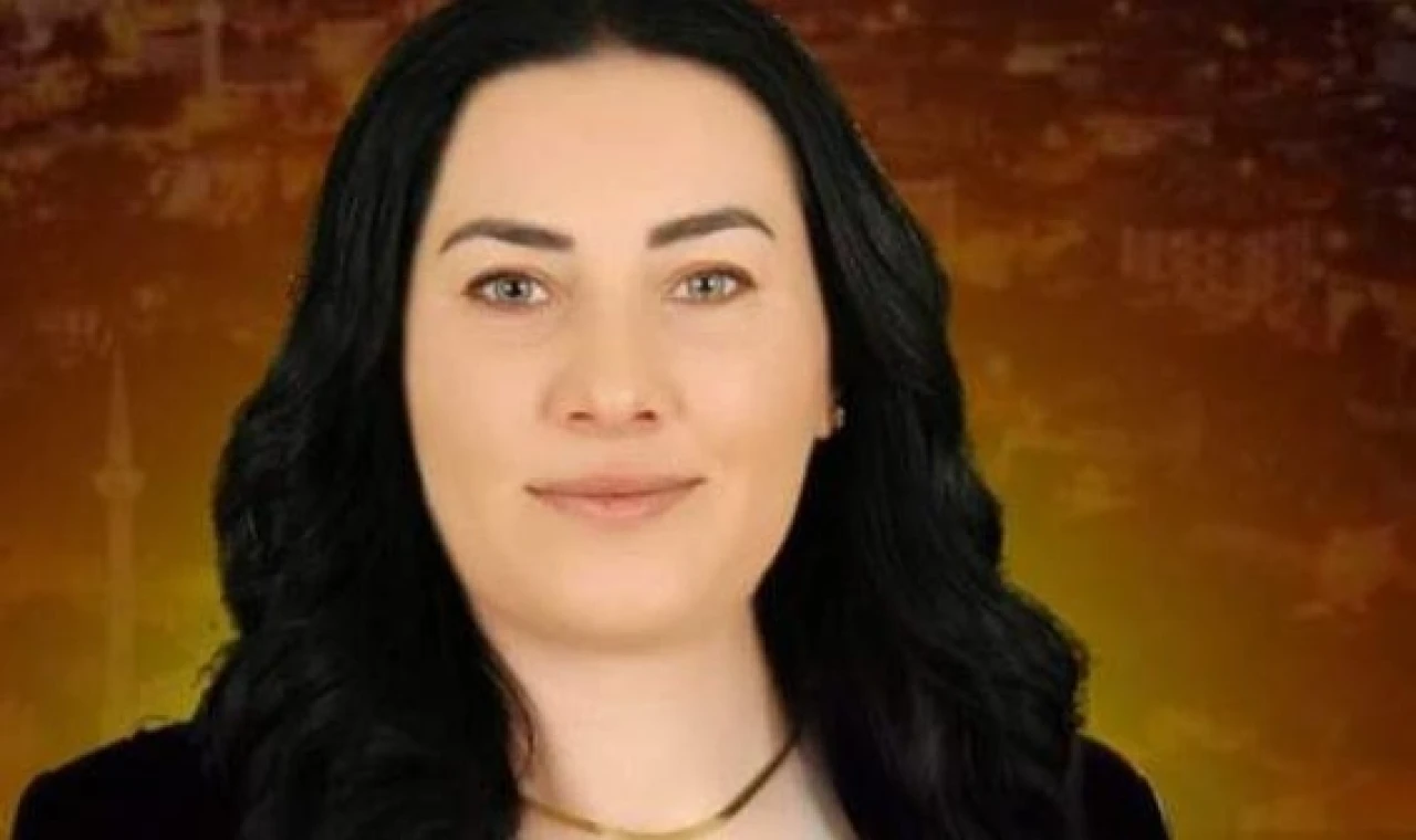 Kömüş: Entrika çevirenleri mesaj kayıtları ile açıklayabilirim!