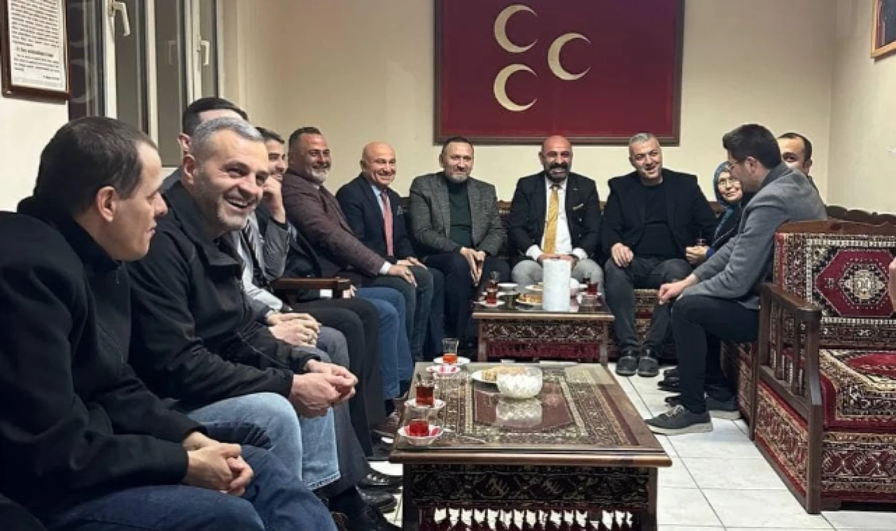 MHP'nin 52. Kuruluş Yıldönümünü Kutladılar
