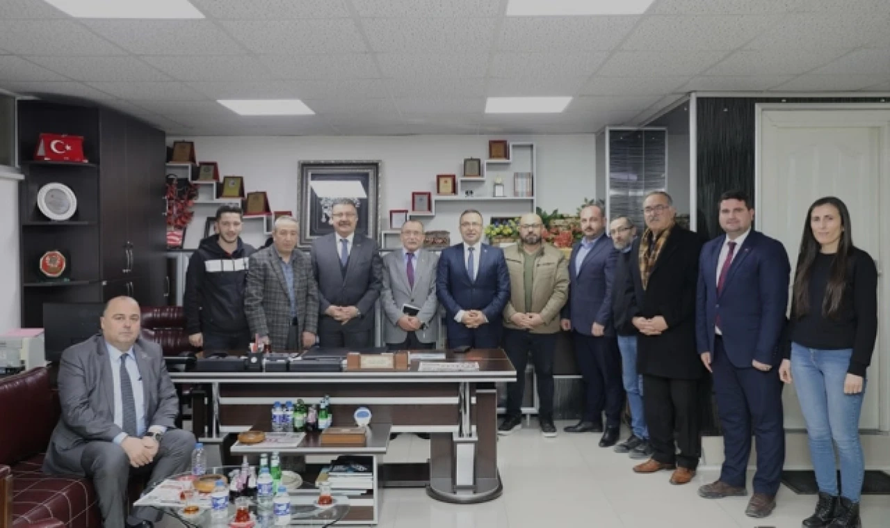 'Siyasette bir başarım var ise bunda yerel basının da önemi büyüktür'