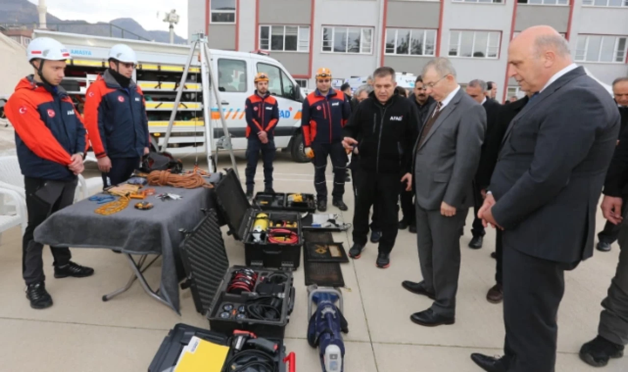 Vali Doruk, Anma Programına Katıldı