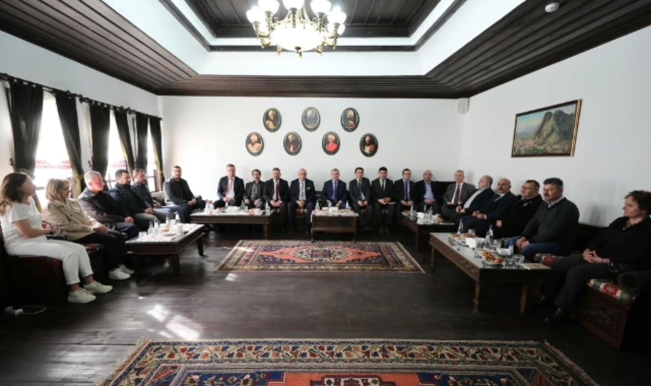 Vali Doruk, Süt Üreticileri İle Bir Araya Geldi