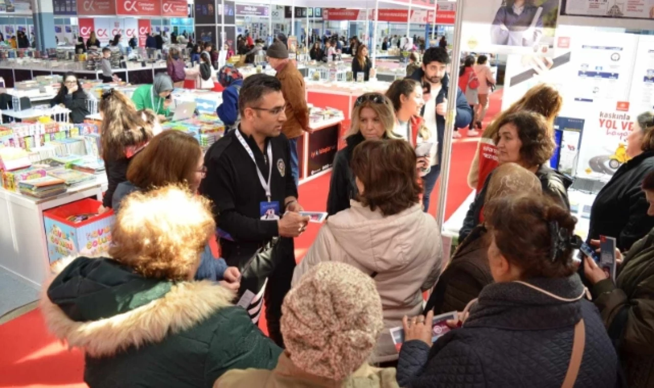Kadınlar Günü’nde KADES Tanıtıldı