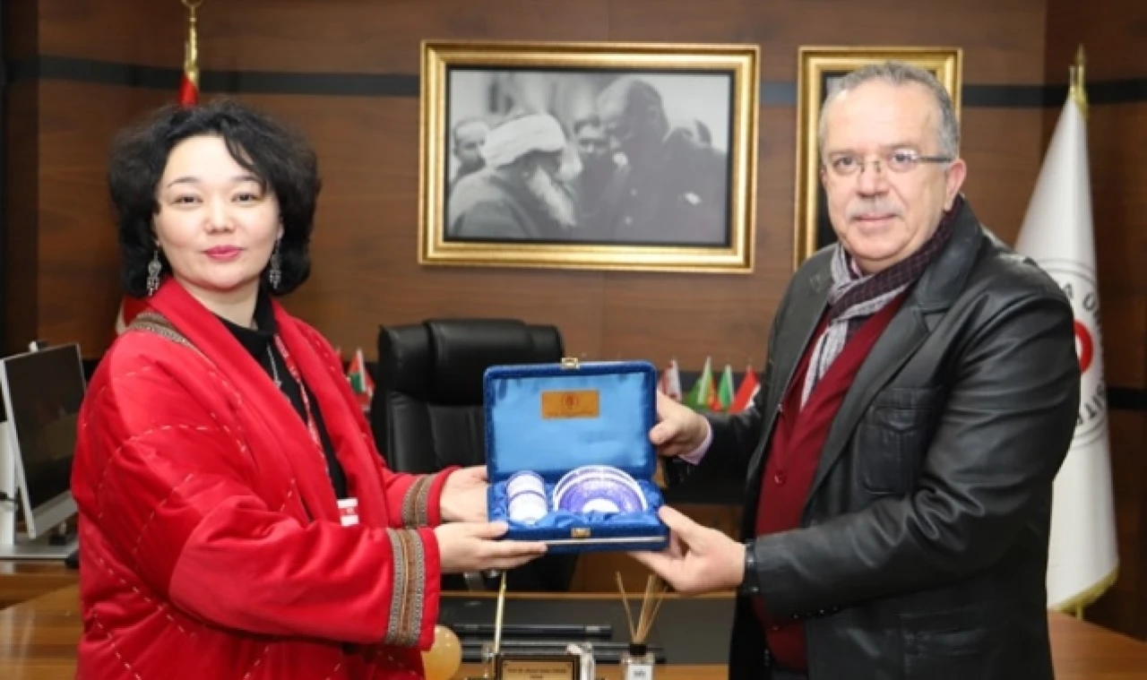 Kazakistan ve Kırgızistan ekiplerini ağırladı