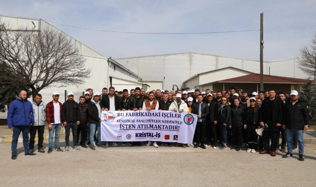Kristal-İş: İşçilerin Anayasal Haklarına ve Taleplerine Saygı Duyun