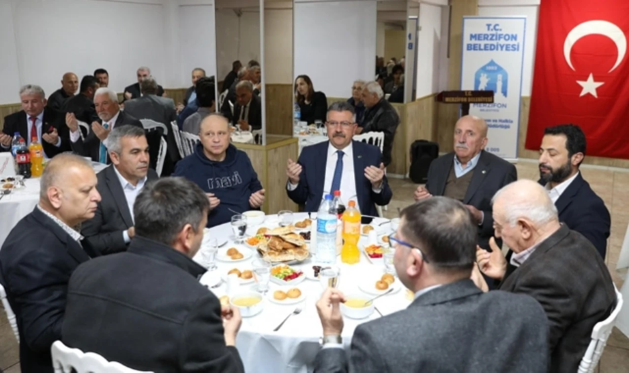 "Muhtarlarımız ve İl Genel Meclis Üyelerimize Teşekkür Ediyorum"