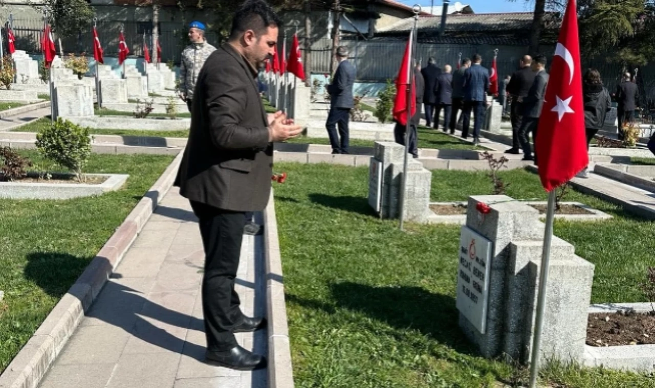 İnce: Toprağın bağrında kefensiz yatan şehitlerimizi unutmayacağız