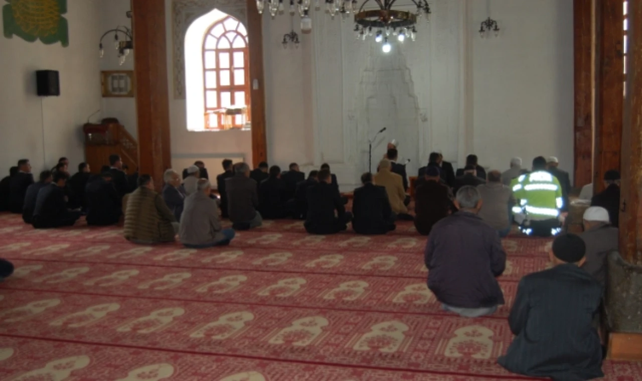 Şehit Polislerimiz için mevlid okutuldu