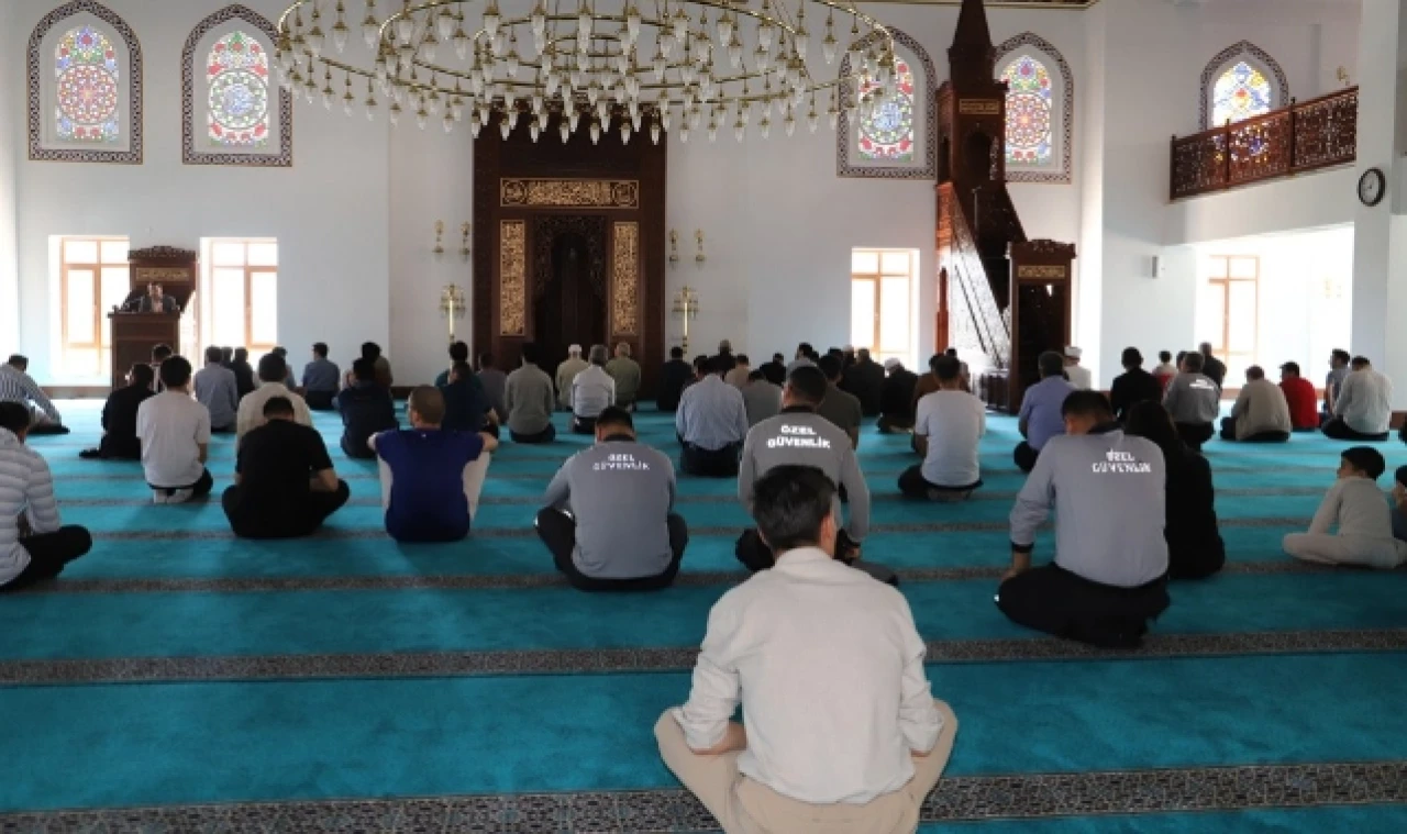 Doç. Dr. Adem Güneş Akademik Vaaz Verdi