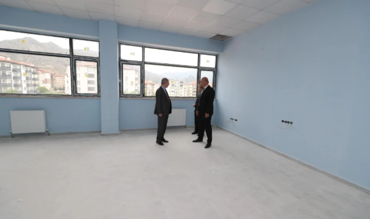 Doruk, Okul İnşaatında İncelemelerde Bulundu