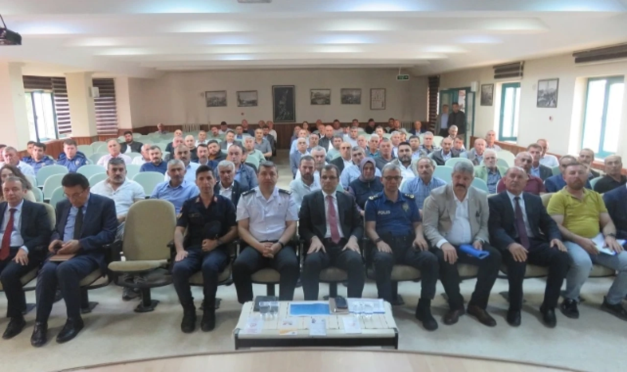 Merzifon'da Muhtarlar Toplantısı Yapıldı