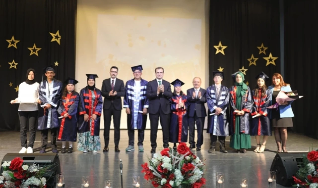 Özel Çocuklardan Özel Program