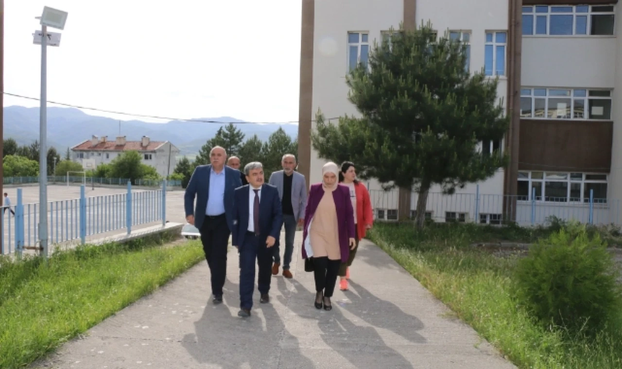 Türkmen, Saha Ziyaretlerine Gümüşhacıköy İle Devam Etti