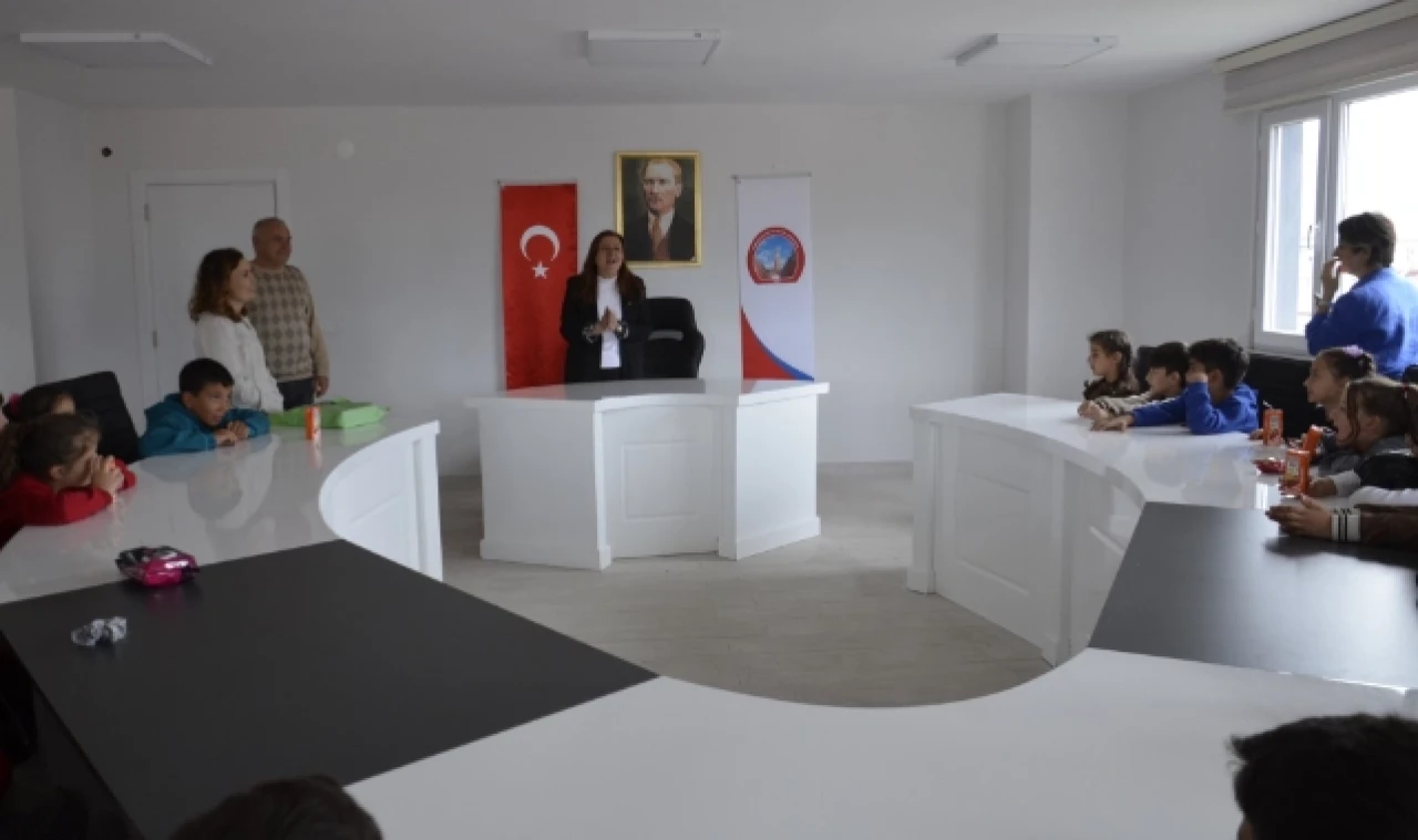 Yerel Yönetimler Konusu Gümüşhacıköy Belediyesi'nde İşlendi