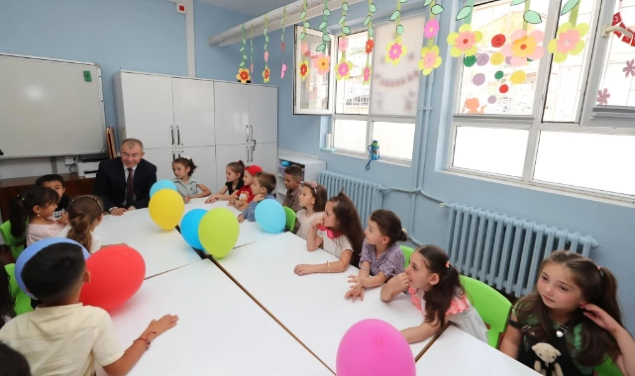Doruk, Öğrencilerin Karne Heyecanına Ortak Oldu