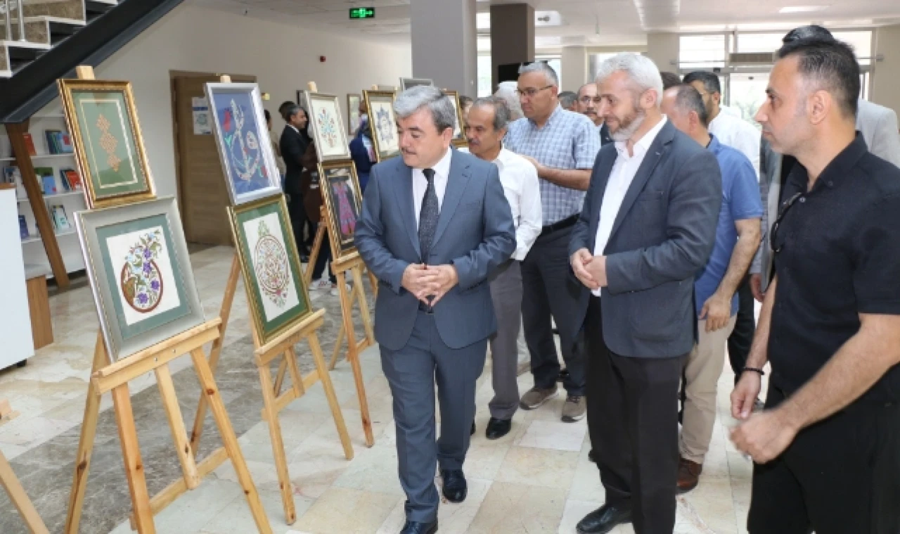 Geleneksel ve Çağdaş Sanatlar Projesi Sergi Açılışı Düzenlendi