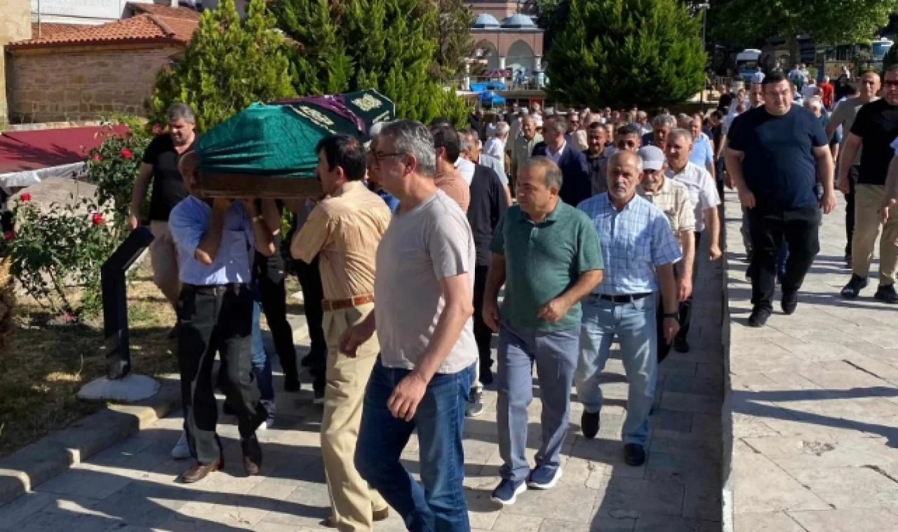 Gülhan Yiğit son yolculuğuna uğurlandı