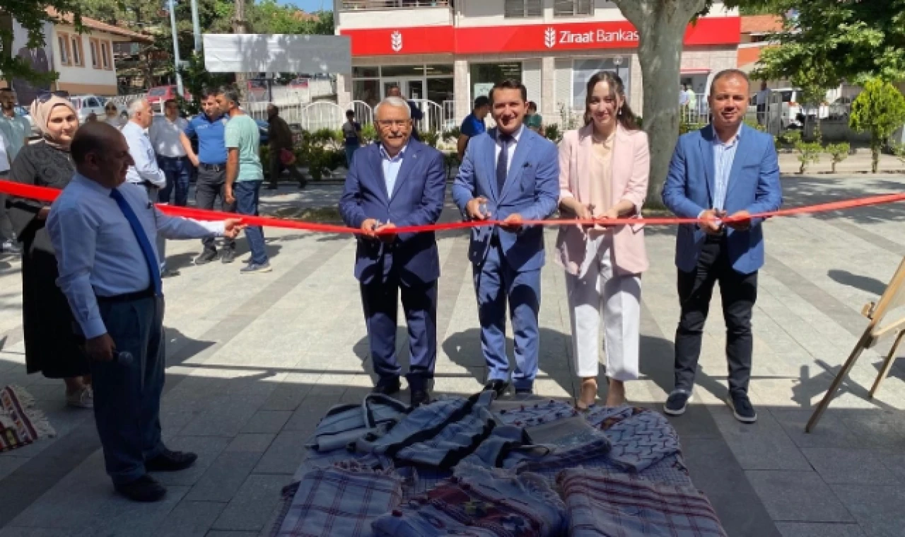 Gümüşhacıköy HEM Yıl Sonu Sergisi Düzenlendi