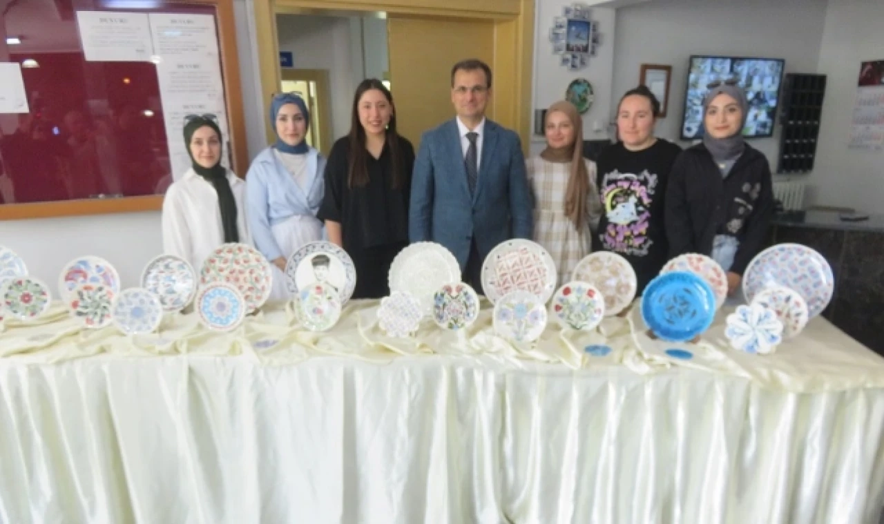 "Kültür Sanat Sokağı" Sergi Açılışı Yapıldı