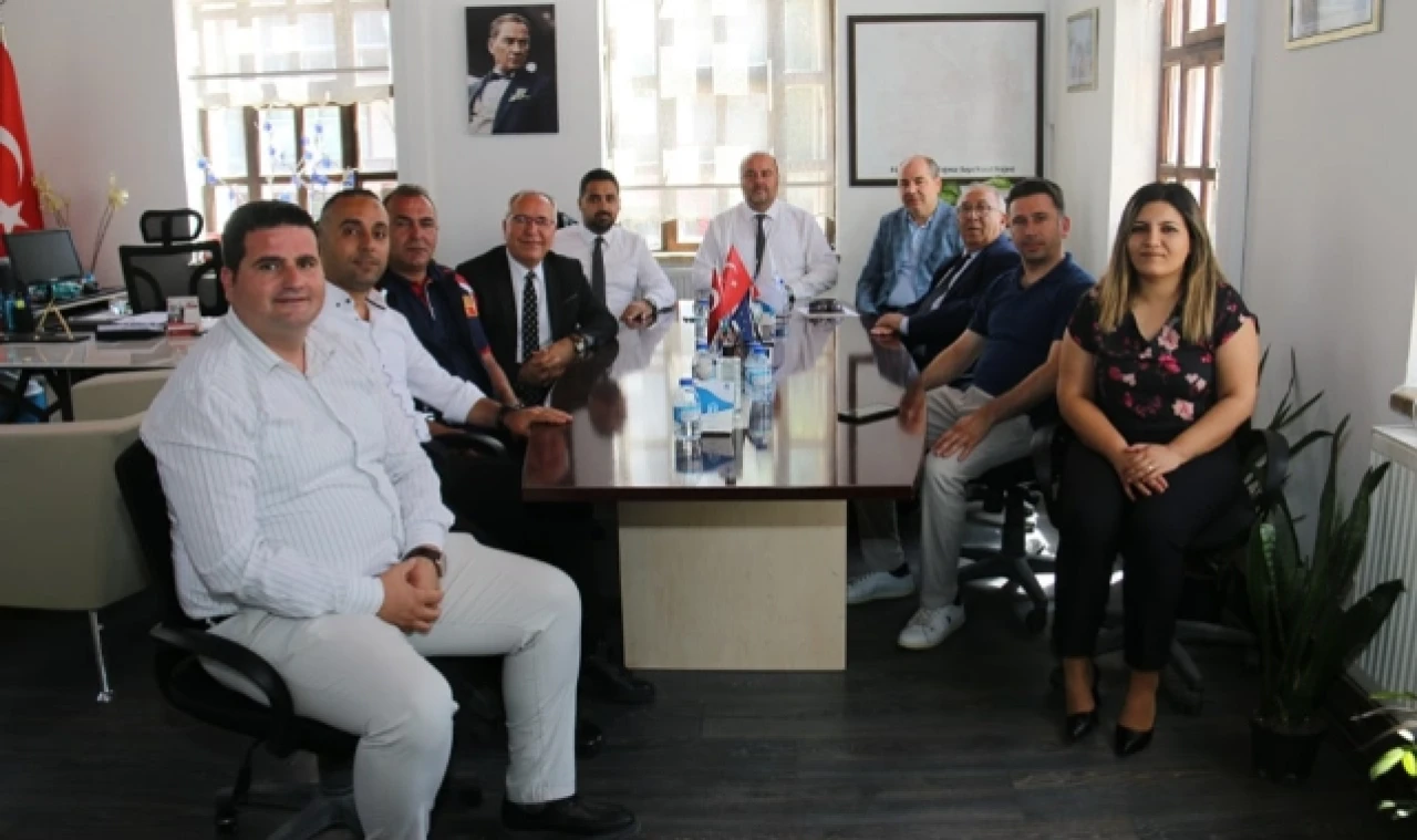 Şen, Belediye'yi Ziyaret Etti