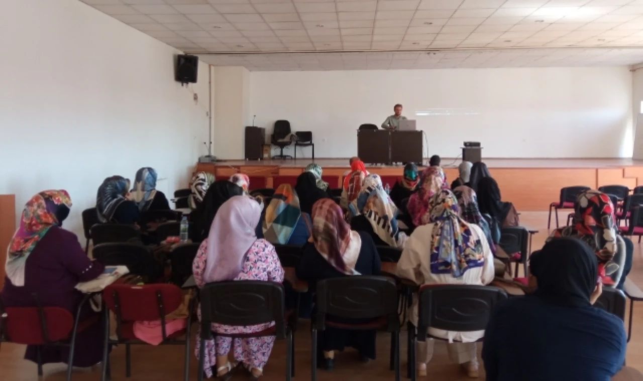 Yaz Kur'an Kursu Seminerleri Tamamlandı