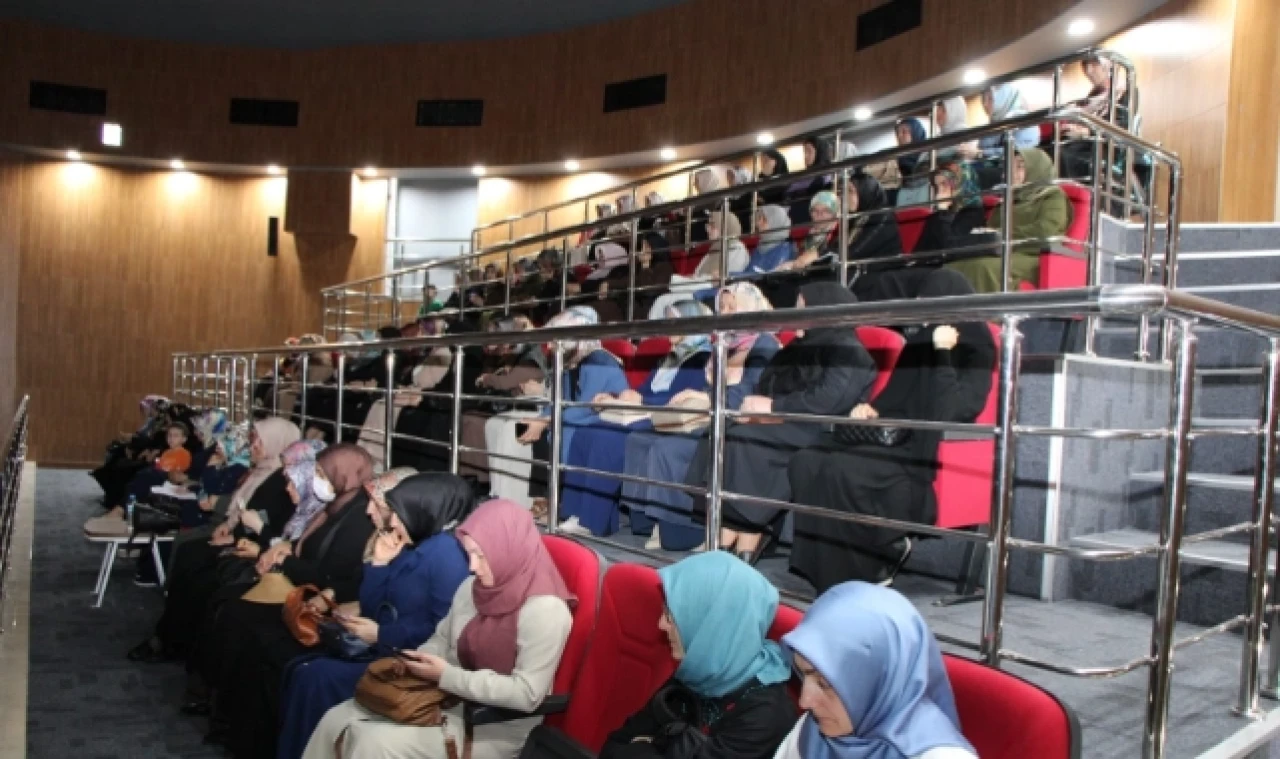 Yaz Kuran Kursları Semineri Düzenlendi