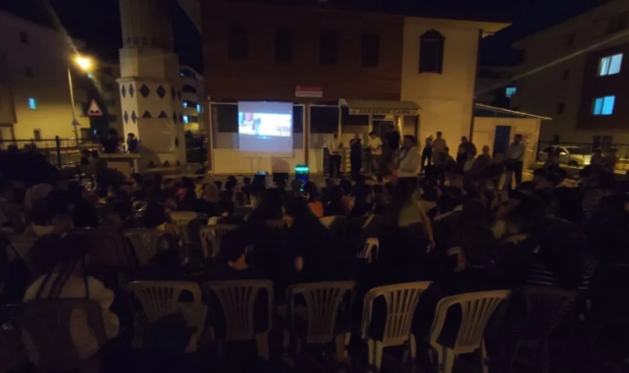 Açık Hava Sinema Etkinliği Düzenlendi