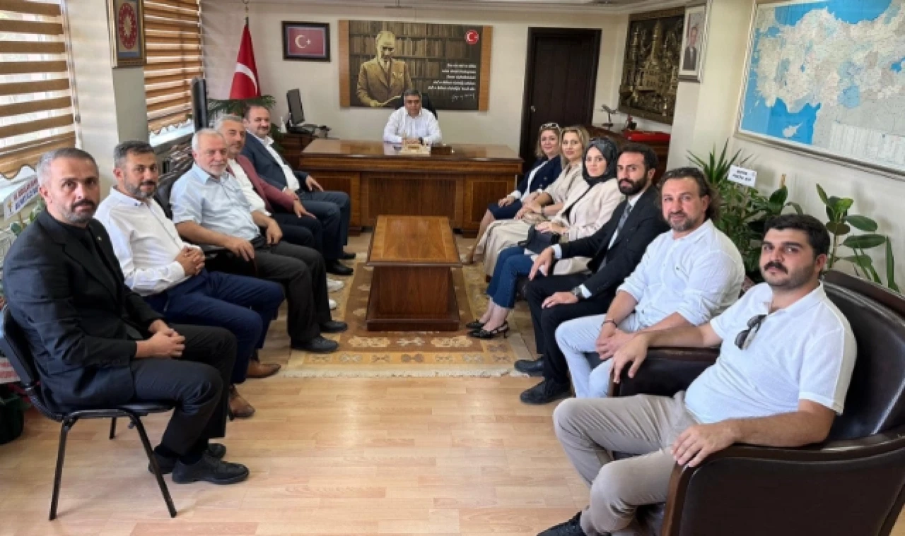 AK Parti heyetinden Karaaslan’a “hayırlı olsun” ziyareti