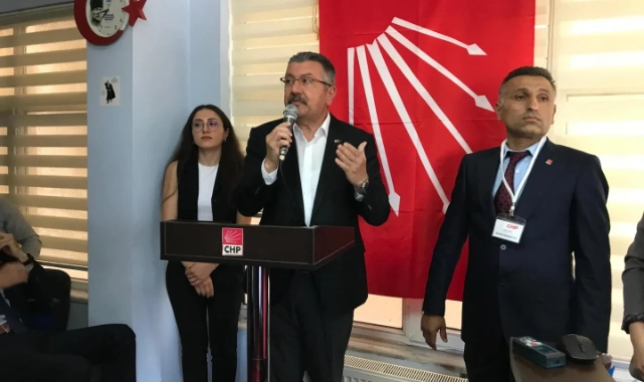 Başkan Kargı, Suluova İlçe Kongresi’ne katıldı