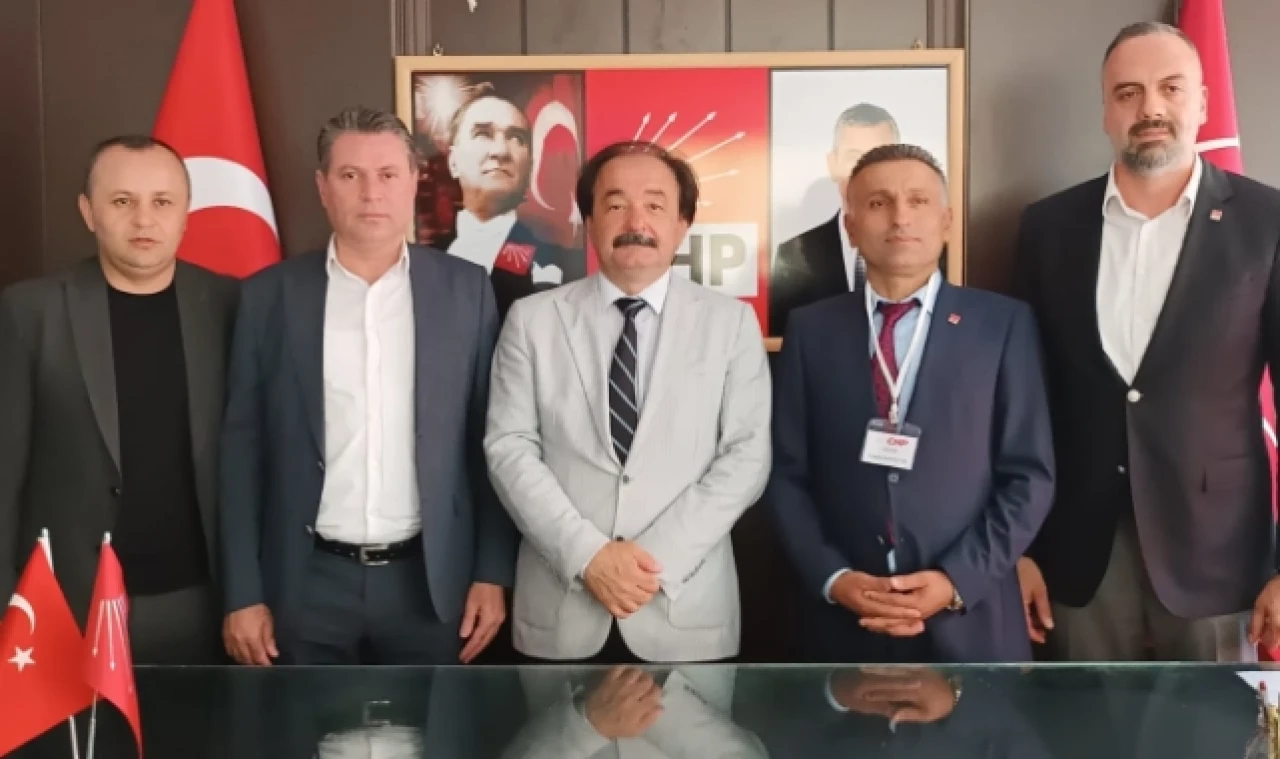 Karagöz, Karakütük'ü Tebrik Etti