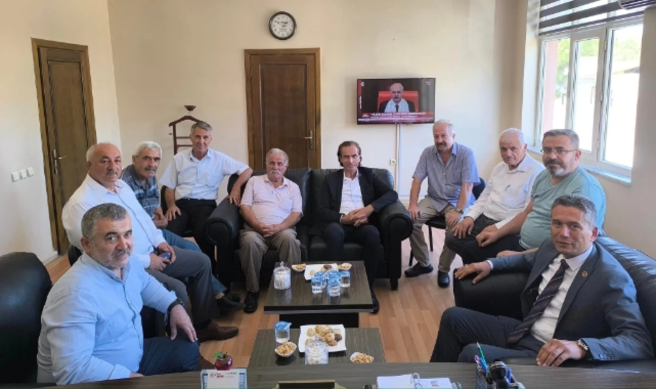 Akgül'den Demir'e Hayırlı Olsun Ziyareti