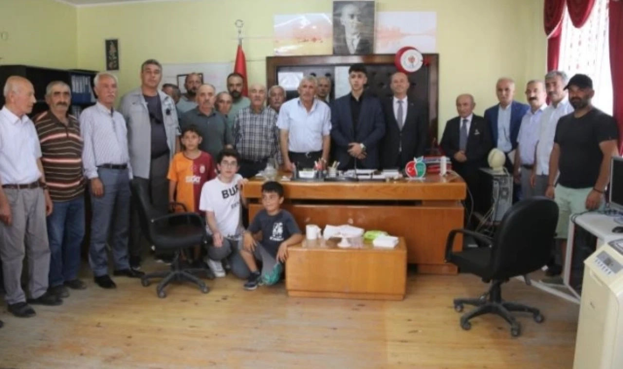 Taşova'da bir köy 12 yıl sonra yeniden belde oldu