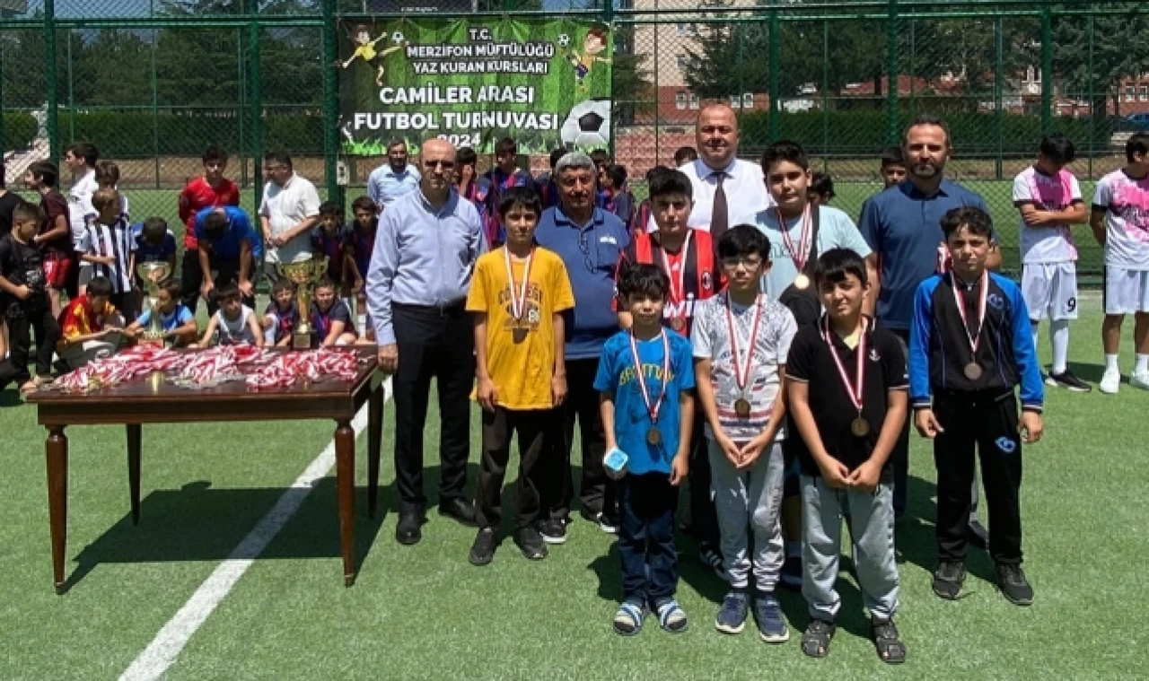 Camiler Arası Futbol Turnuvası Düzenlendi